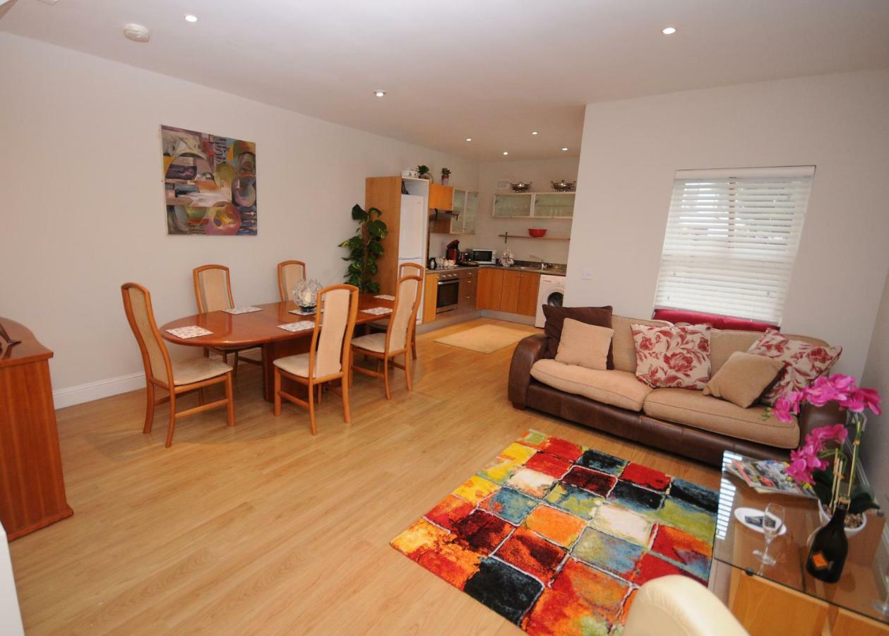 5 College Crescent Lejlighed Galway Eksteriør billede