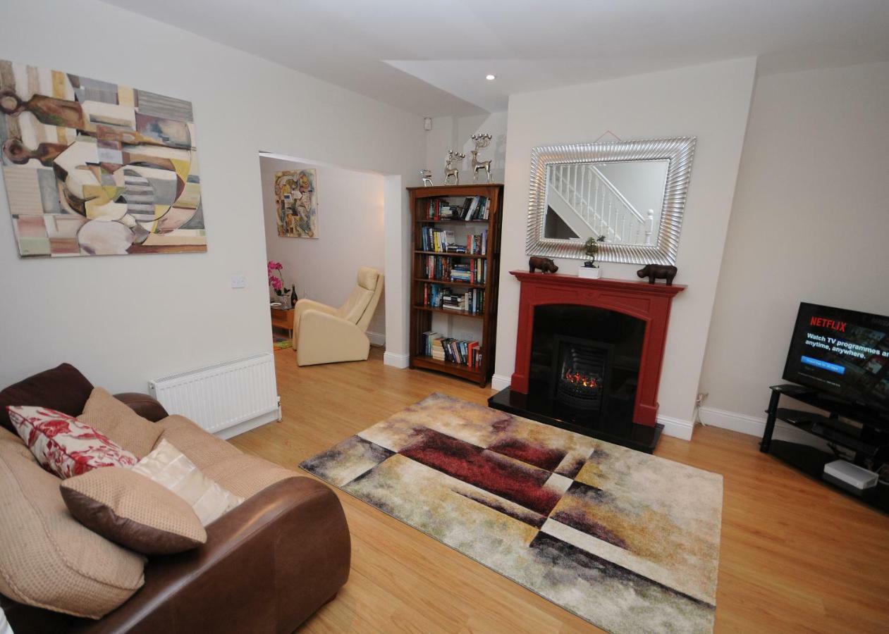 5 College Crescent Lejlighed Galway Eksteriør billede